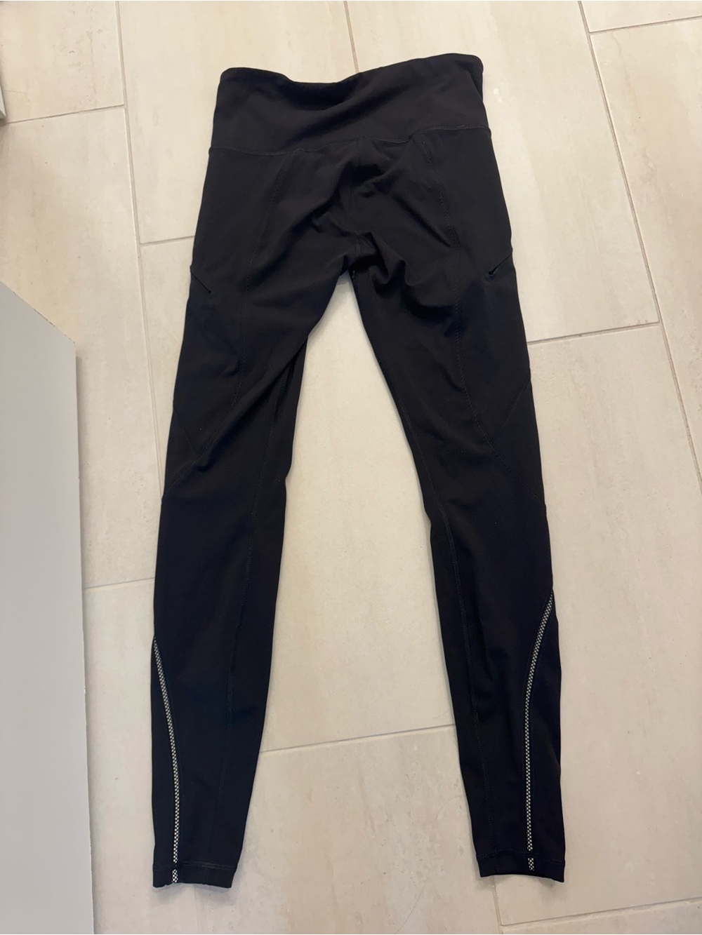 Lululemon Black Running Leggings Zip Pocket Reflective Women’s Size 6